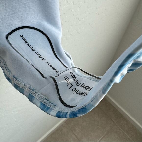 Catherine Malandrino Blue Tropical One Piece Swim NWT - Picture 4 of 7